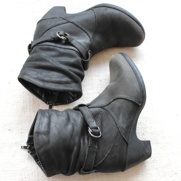 Arnold Churgin Black Leather Lined Ankle Boots - Picture 2 of 7